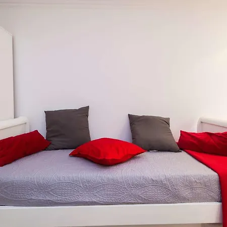 Apartment Low Cost - Historic City Center Rc Lissabon